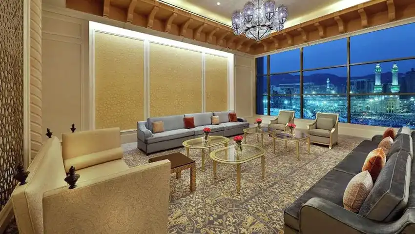 Gallery 8